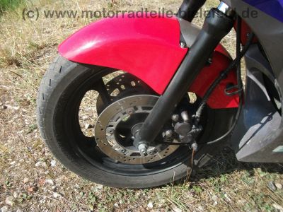 Kawasaki_GPX_600_R_ZX_600_C_rot-bunt_Micha_25kW_o__57_kW_orig__Auspuff_KHI_K_238_-_wie_GPZ_ZZR_ZZ-R_600_R_ZX_600_A_B_C_D_E_17.jpg