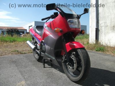 Kawasaki_GPX_600_R_ZX_600_C_rot-bunt_Micha_25kW_o__57_kW_orig__Auspuff_KHI_K_238_-_wie_GPZ_ZZR_ZZ-R_600_R_ZX_600_A_B_C_D_E_52.jpg