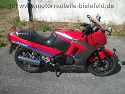 Kawasaki_GPX_600_R_ZX_600_C_rot-bunt_Micha_25kW_o__57_kW_orig__Auspuff_KHI_K_238_-_wie_GPZ_ZZR_ZZ-R_600_R_ZX_600_A_B_C_D_E_55.jpg