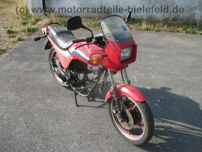 Kawasaki_GPZ_305_BD_Belt-Drive_Twin_rot_Kopfschaden_Riemen_OK_-_wie_KZ_Z_CSR_250_305_26.jpg