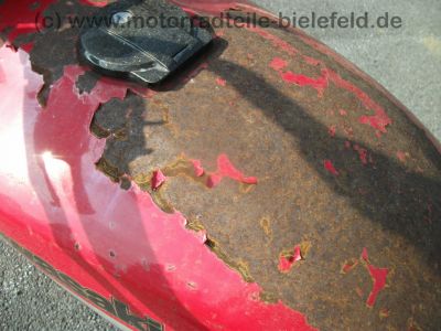 Kawasaki_GPZ_305_BD_Belt-Drive_Twin_rot_Kopfschaden_Riemen_OK_-_wie_KZ_Z_CSR_250_305_5.jpg