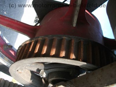 Kawasaki_GPZ_305_BD_Belt-Drive_Twin_rot_Kopfschaden_Riemen_OK_-_wie_KZ_Z_CSR_250_305_8.jpg
