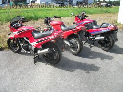 Kawasaki_GPZ_500_S_EZ87_rot-schwarz_1__Hd__Sturz_37kW_50PS_EX_500_A_-_wie_LE_KLE_EN_450_500_A_D_1.jpg