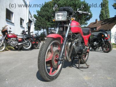 Kawasaki_GPZ_550_UT_rot_KZ550B_46kW_Auspuff_BSM_Future_4-1_4in1_-_wie_Z_KZ_500_550_750_A_B_C_D_E_F_H_LTD_4.jpg