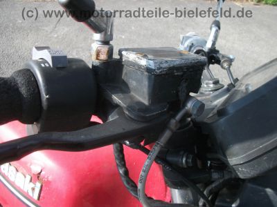 Kawasaki_GPZ_550_UT_rot_KZ550B_46kW_Auspuff_BSM_Future_4-1_4in1_-_wie_Z_KZ_500_550_750_A_B_C_D_E_F_H_LTD_76.jpg