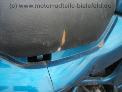 Suzuki_GSF_600_S_Bandit_GN77B_tuerkis_57kW_EZ98_2__Hd__10tkm_Crash_-_wie_GSX_GSF_GS_400_500_600_750_E_S_F_17.jpg