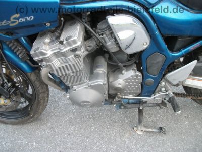 Suzuki_GSF_600_S_Bandit_GN77B_tuerkis_57kW_EZ98_2__Hd__10tkm_Crash_-_wie_GSX_GSF_GS_400_500_600_750_E_S_F_58.jpg