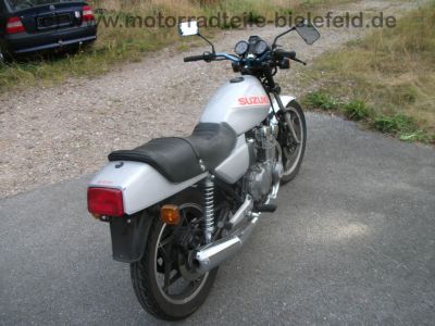Suzuki_GSX_400_F_GS40XF_4-Zylinder_Katana_silber-rot_-_wie_GS_GSX_250_400_500_550_650_750_D_E_F_G_19.jpg