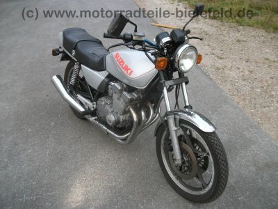 Suzuki_GSX_400_F_GS40XF_4-Zylinder_Katana_silber-rot_-_wie_GS_GSX_250_400_500_550_650_750_D_E_F_G_21.jpg