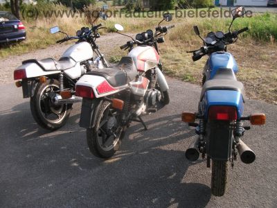 Suzuki_GSX_400_F_GS40XF_4-Zylinder_Katana_silber-rot_-_wie_GS_GSX_250_400_500_550_650_750_D_E_F_G_8.jpg