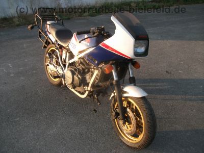 Honda_VF_750_F_RC15_HRC_Schuh_Gepaecktraeger_-_wie_VF_500_700_750_F_S_C_RC07_RC09_RC21_PC12_46.jpg