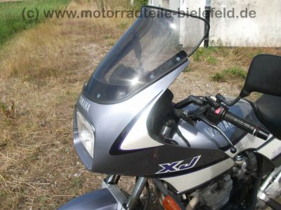 Yamaha_XJ_600_3KN_grau-weiss_49kW_67PS_Original-Verkleidung_hohe_Scheibe_Koffer-Traeger_-_wie_51J_XJ_550_650_700_750_900_20.jpg