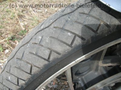 Yamaha_XJ_600_3KN_grau-weiss_49kW_67PS_Original-Verkleidung_hohe_Scheibe_Koffer-Traeger_-_wie_51J_XJ_550_650_700_750_900_31.jpg