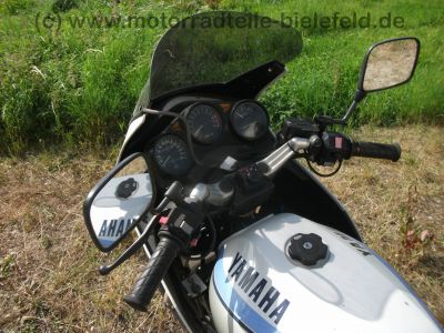 Yamaha_XJ_900_Tourer_Typ_58L_Koffer-Traeger_original_Auspuff_Motor-Verkleidung_-_wie_51J_XJ_550_650_700_750_900_31A_4BB_18.jpg