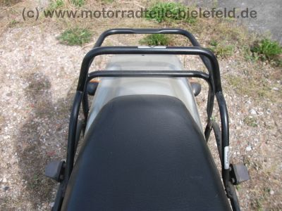 Yamaha_XJ_900_Tourer_Typ_58L_Koffer-Traeger_original_Auspuff_Motor-Verkleidung_-_wie_51J_XJ_550_650_700_750_900_31A_4BB_55.jpg
