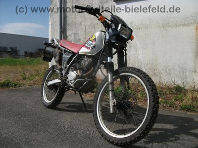 Honda_XLR_125_R_JD16_weiss-rot_Enduro_offen_94_Kmh_-_wie_CLR_125_City-Fly_JD18_XR_125_L_JD19_Einzylinder_47.jpg