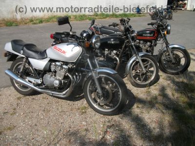 Suzuki_GS_400_E_Twin_Zwei-Zylinder_Klassiker_original_Auspuff_DGM_31914_S_-_wie_GS_500_550_750_D_E_L_T_86.jpg