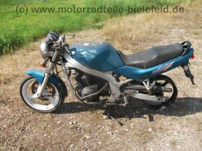 Suzuki_GS_500_E_GM51B_tuerkis_Crash_-_wie_GS_500_U_EU_JS1BK_GM51A_15.jpg
