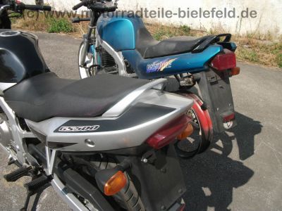 Suzuki_GS_500_E_JS1BK_schwarz_wie_neu_Front-Verkleidung_Motor_M502_-_wie_GS_500_E_U_EU_GM51A_GM51B_9.jpg