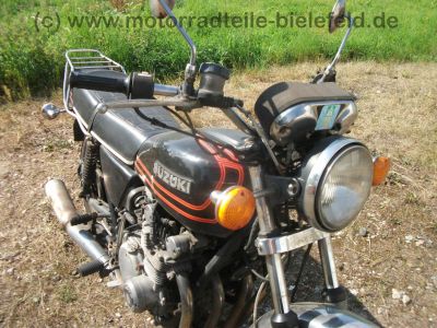 Suzuki_GS_550_E__original_schwarz-rot_Gepaeck-Traeger_-_wie_GS_400_500_750_D_E_L_T_57.jpg