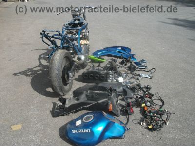 Suzuki_GSF_600_S_Bandit_GN77B_tuerkis_Ersatz-Teile_spare-parts_-_wie_GN77a_GS_GSX_GSF_400_500_600_750_E_F_S_4.jpg