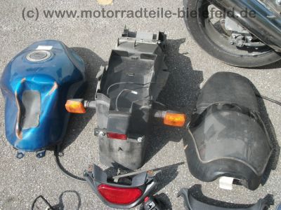 Suzuki_GSF_600_S_Bandit_GN77B_tuerkis_Ersatz-Teile_spare-parts_-_wie_GN77a_GS_GSX_GSF_400_500_600_750_E_F_S_5.jpg