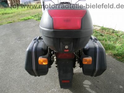 Honda_CBX_650_E_RC13_schwarz_3x_GIVI_Wingrack_Sito_Auspuff_Sturzbuegel_-_wie_CBX_550_750_F_F2_PC04_RC17_32.jpg