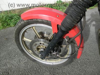 Kawasaki_GT_550_rot_2x_Koffer_motad_Auspuff_4in1_Sturzbuegel_KZ_550_GT_Kardan-Tourer_-_wie_KZ_Z_GPZ_400_500_550_750_1100_J_E_UT_GT_32.jpg