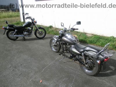 SYM_Husky_125_Chopper_komplett_Airbrush_2__Motor_-_wie_Kymco_Zing_125_Daelim_125_REX_125_Chopper_Cruiser_1.jpg