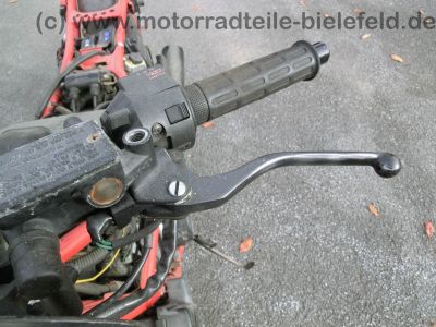 Honda_VF_400_F_NC13_nackt_mit_orig__Auspuff_HM_KE7_K_-_wie_VT_500_E_PC11_VF_500_F_F2_PC12_VF_750_F_RC15_38.jpg