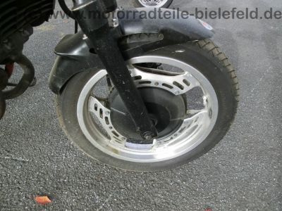 Honda_VF_400_F_NC13_nackt_mit_orig__Auspuff_HM_KE7_K_-_wie_VT_500_E_PC11_VF_500_F_F2_PC12_VF_750_F_RC15_46.jpg