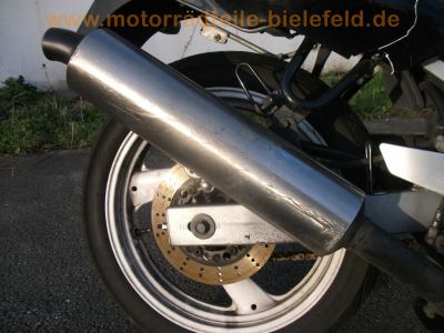 Yamaha_FZR_600_3HE_schwarz-grau_Doppel-Scheinwerfer_crash_Motor_OK_39.jpg