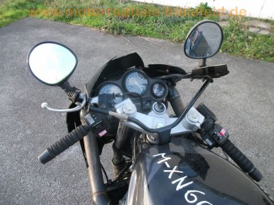 Yamaha_FZR_600_3HE_schwarz-grau_Doppel-Scheinwerfer_crash_Motor_OK_8.jpg