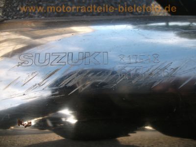 Suzuki_GSX-R_1100__GU74C_Ersatz-Teile_spare_parts_Verkleidung_Raeder_-_wie_GSX_750_R_GR75A_33.jpg