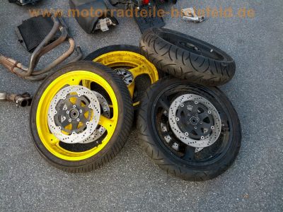 Suzuki_GSX-R_1100__GU74C_Ersatz-Teile_spare_parts_Verkleidung_Raeder_-_wie_GSX_750_R_GR75A_58.jpg