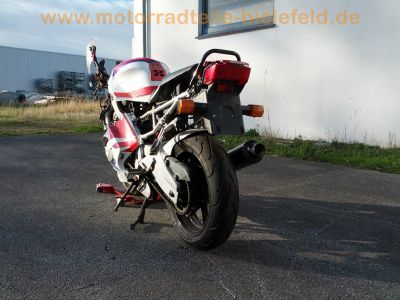 Honda_CBR_600_F_PC25_rot-weiss_CRASH_Hinterrad_7-Speichen_ENKEI_17_x_4_50_-_Auspuff__HM_MV9_E1_11.jpg