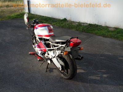 Honda_CBR_600_F_PC25_rot-weiss_CRASH_Hinterrad_7-Speichen_ENKEI_17_x_4_50_-_Auspuff__HM_MV9_E1_15.jpg