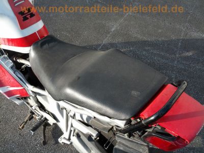 Honda_CBR_600_F_PC25_rot-weiss_CRASH_Hinterrad_7-Speichen_ENKEI_17_x_4_50_-_Auspuff__HM_MV9_E1_17.jpg