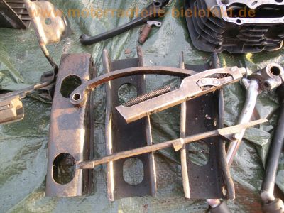 Honda_CB_250_RS_MC02_DELUXE_Ersatzteile_spares_spare_parts_Neuteile_Tank_Motor_Auspuff_Sitz_etc__157.jpg