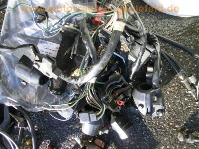 Honda_CB_250_RS_MC02_DELUXE_Ersatzteile_spares_spare_parts_Neuteile_Tank_Motor_Auspuff_Sitz_etc__64.jpg