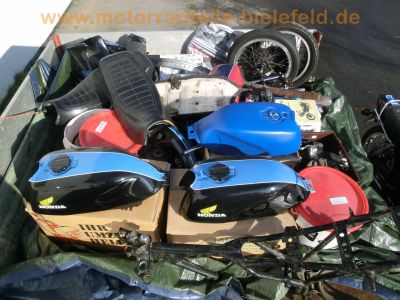 Honda_CB_250_RS_MC02_schwarz-blau_26tkm_Stahlflex_-_wie_DELUXE_XL_CL_250_S_R_MD03_MD04_7.jpg
