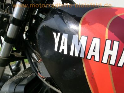 Yamaha_RD_250_LC_4L1_schwarz_-_wie_RD_RZ_TZ_125_250_350_LC_4L0_4L2_4L3_31L_31K_42.jpg