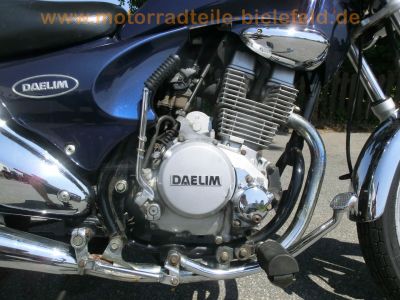 Daelim_VS_125_Evolution_Chopper_blau_-_Custom_wie_VT_125_Daystar_48.jpg