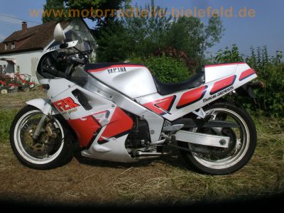 Yamaha_FZR_1000_Genesis_2GH_rot-weiss_-_wie_2LA_2LF_FZ_FZR_600_750_3LE_Exup_2.jpg