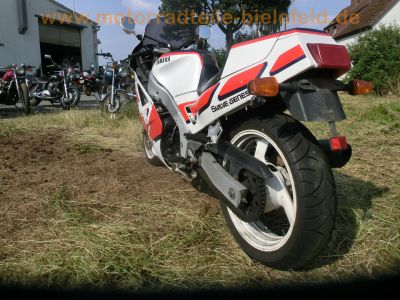 Yamaha_FZR_1000_Genesis_2GH_rot-weiss_-_wie_2LA_2LF_FZ_FZR_600_750_3LE_Exup_4.jpg