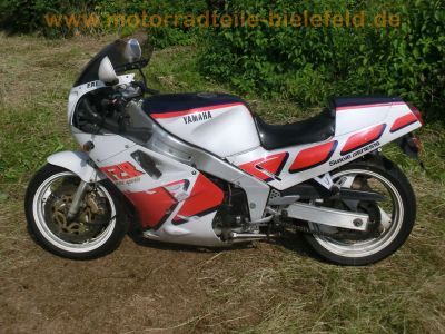 Yamaha_FZR_1000_Genesis_2GH_rot-weiss_-_wie_2LA_2LF_FZ_FZR_600_750_3LE_Exup_6.jpg