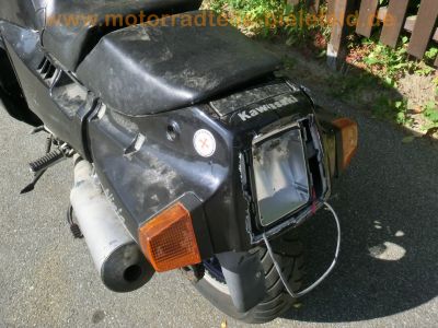 Kawasaki_GPZ_1000_RX_grau_Seitenschaden_ZXT00A_Extras_-_wie_ZX-10_ZXT00B_GPZ_900_750_R_ZX_900_A_105.jpg