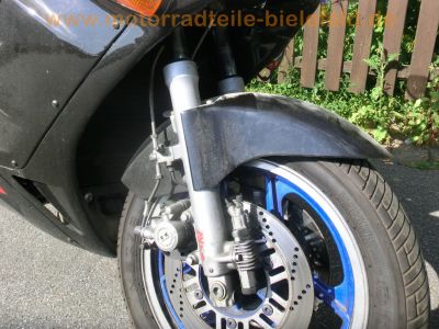 Kawasaki_GPZ_1000_RX_grau_Seitenschaden_ZXT00A_Extras_-_wie_ZX-10_ZXT00B_GPZ_900_750_R_ZX_900_A_65.jpg