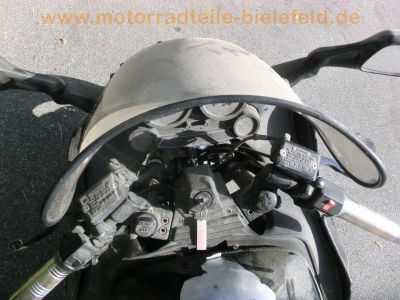 Kawasaki_GPZ_1000_RX_grau_Seitenschaden_ZXT00A_Extras_-_wie_ZX-10_ZXT00B_GPZ_900_750_R_ZX_900_A_84.jpg