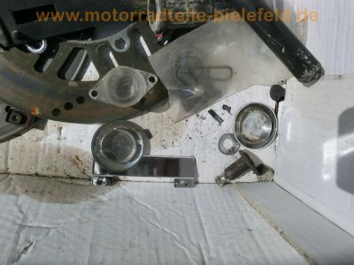 Kawasaki_GPZ_1000_RX_grau_Seitenschaden_ZXT00A_Extras_-_wie_ZX-10_ZXT00B_GPZ_900_750_R_ZX_900_A_9.jpg